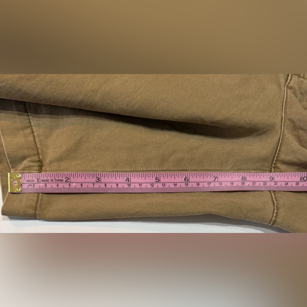Old Navy Men’s Khaki Shorts Lived-In Straight Tan Size 36 Casual - Picture 8 of 8